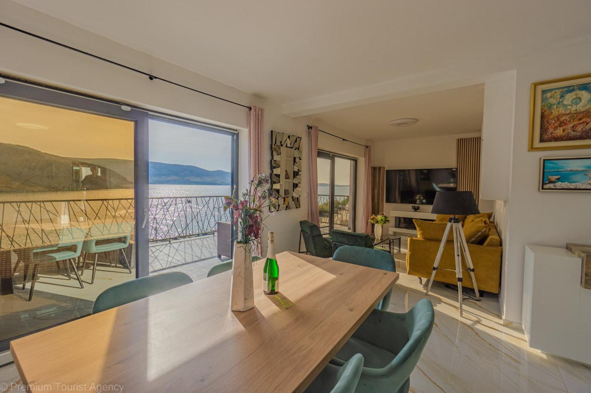 Ivica Super Comfortable, Newly Furnished In A Location *